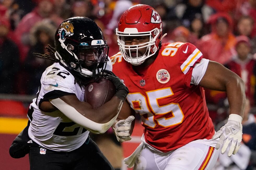 Jacksonville Jaguars running back JaMycal Hasty (22) runs against Kansas City Chiefs defensive...