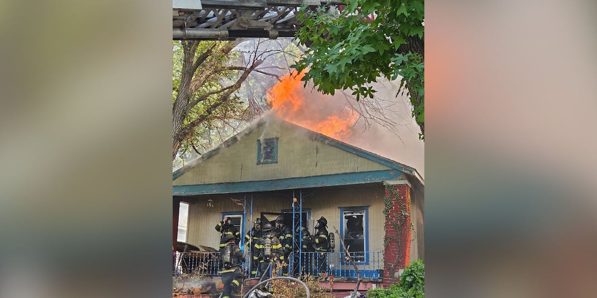 No injuries reported after firefighters respond to vacant house fire in KCMO