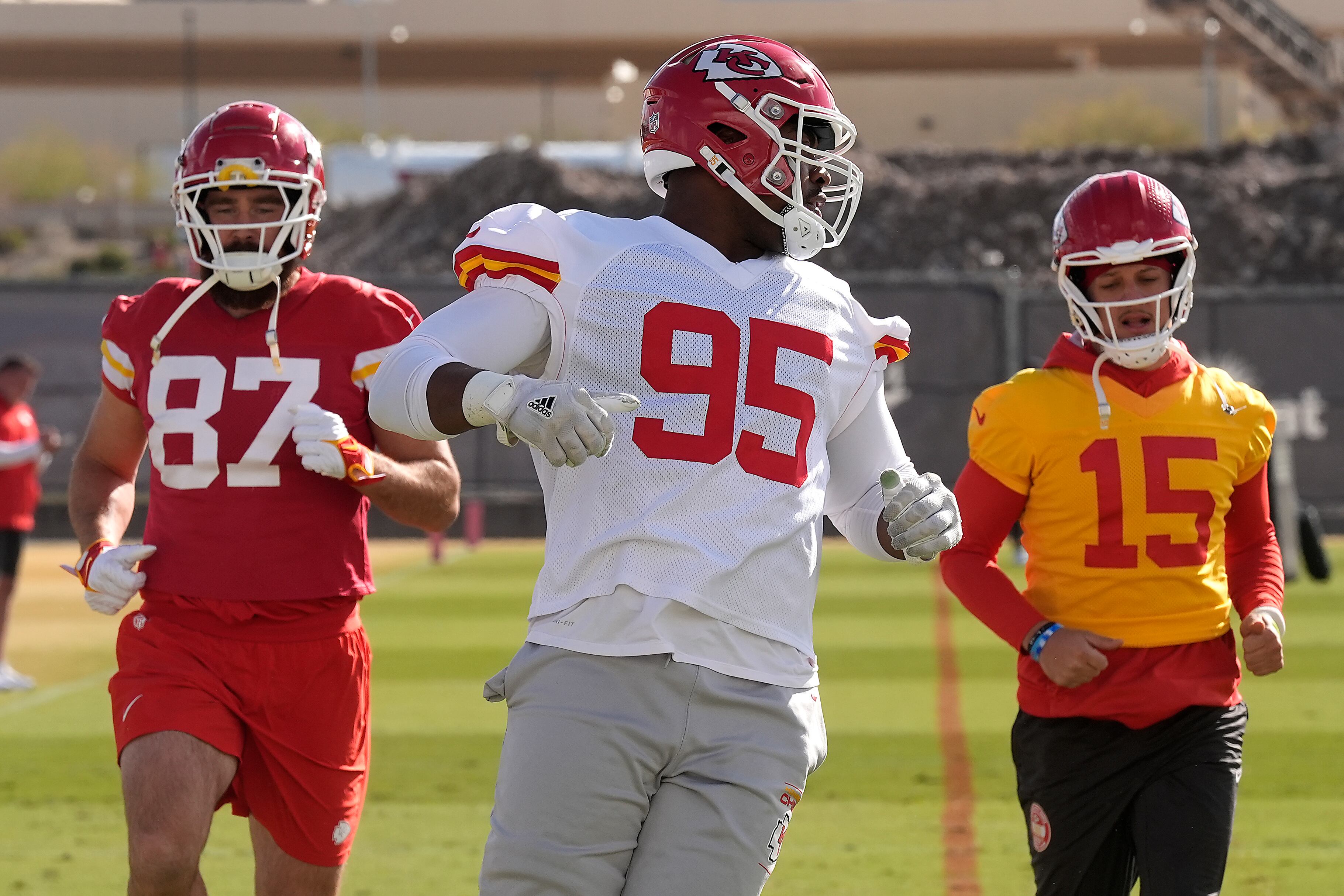Chiefs' Chris Jones sets lofty goal for 2024 season - Vimarsana News