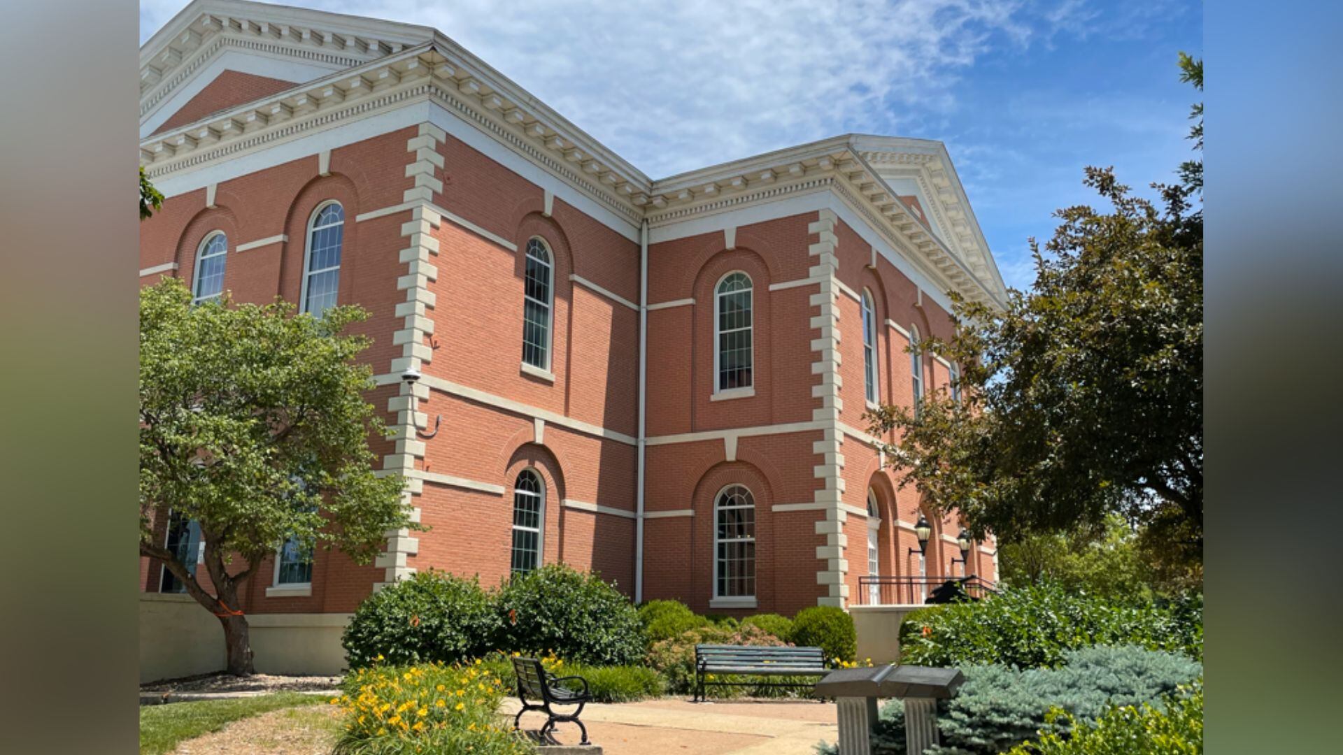 'Birds, bats, other critters' banished from Platte County Courthouse with 300k renovation - Vimarsana News